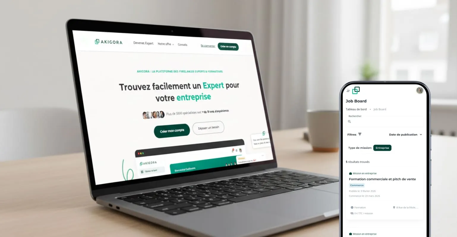 Le nouveau site Akigora sur ordinateur portable et le job board de l’application sur mobile